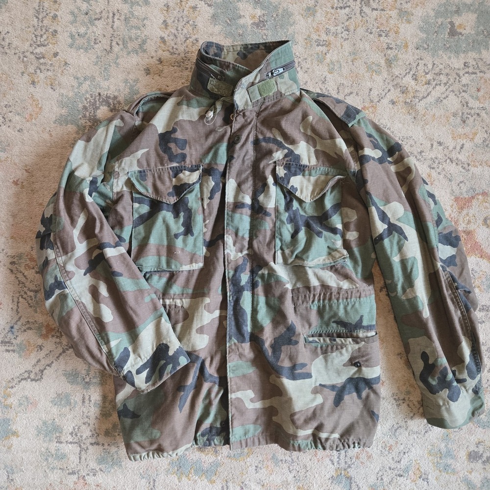 VTG US Army Cold Weather Woodland Camouflage Field Coat Jacket Medium W Hood